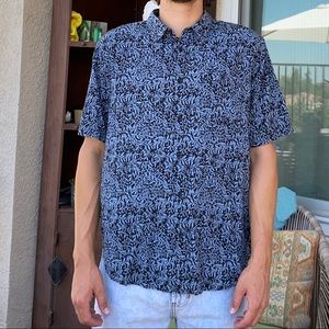 Floral pattern collared shirt